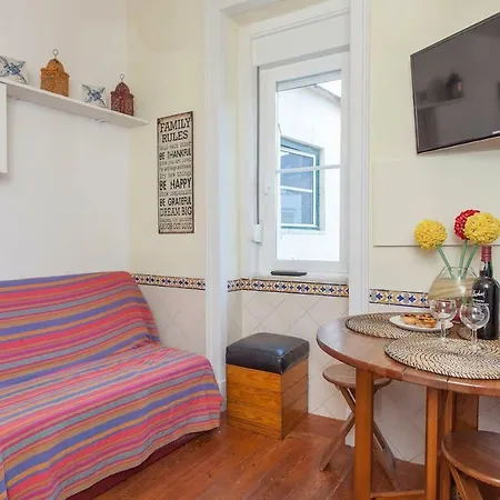 Apartment Cozy Flat In Adamastor *